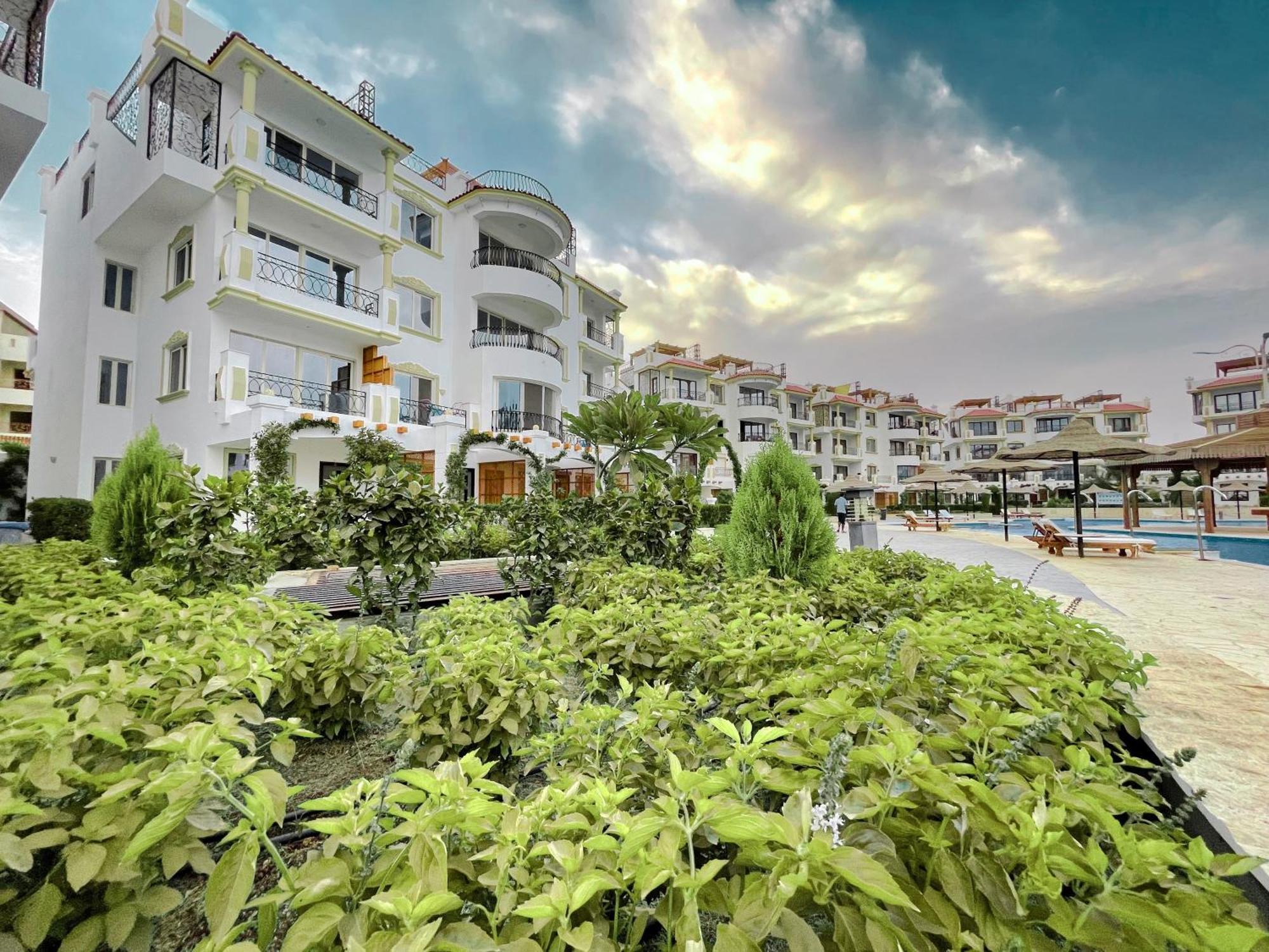 Sharm Hills Aqua Park Resort Exterior photo
